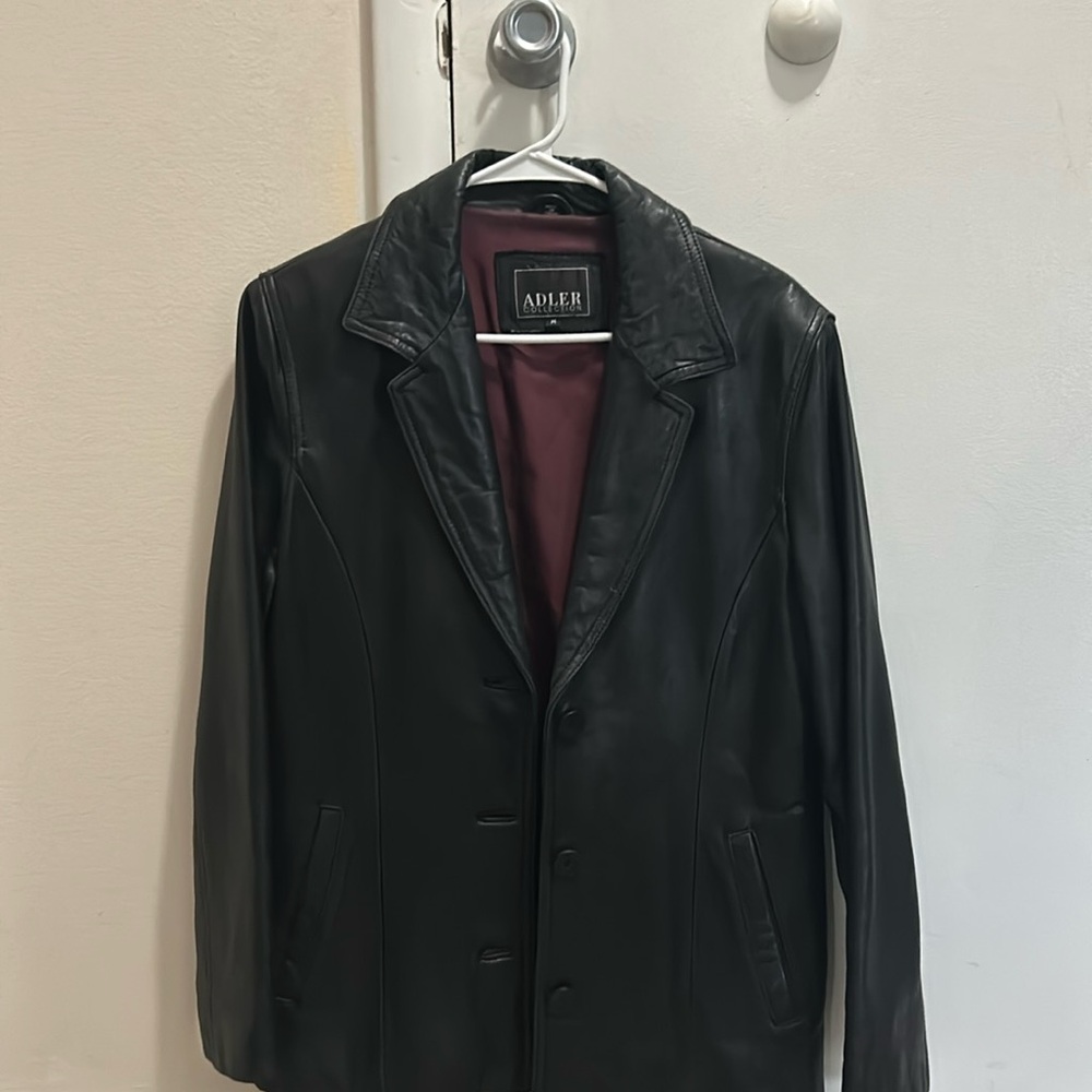 Women’s medium black genuine leather jacket